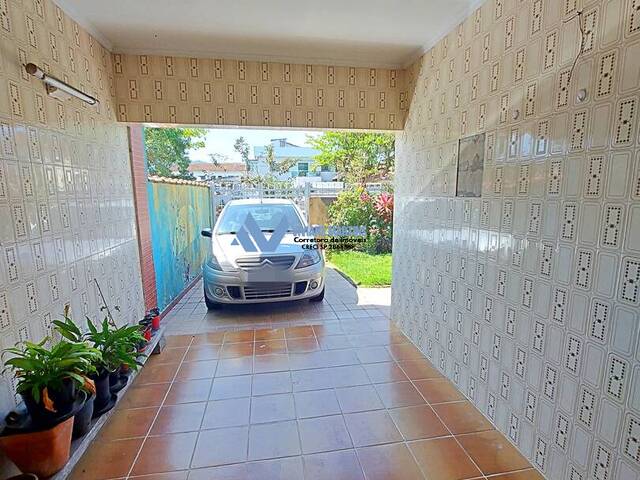 Casa para Venda em Guarujá - 4